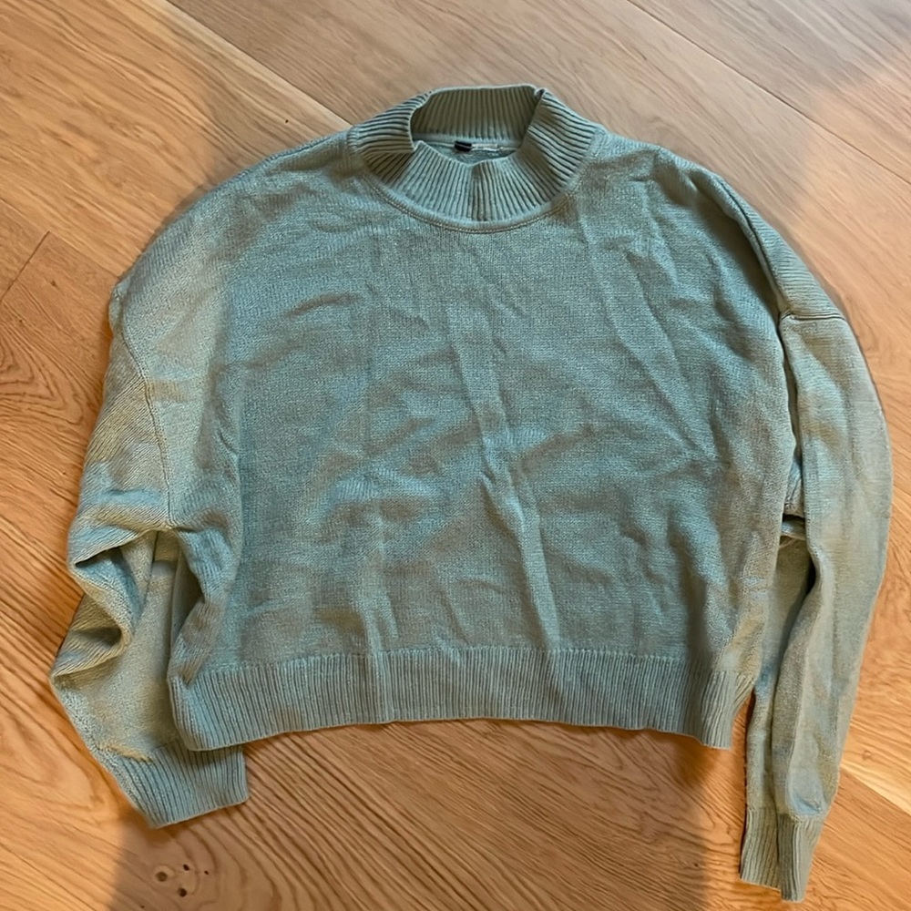 H&M Sweater